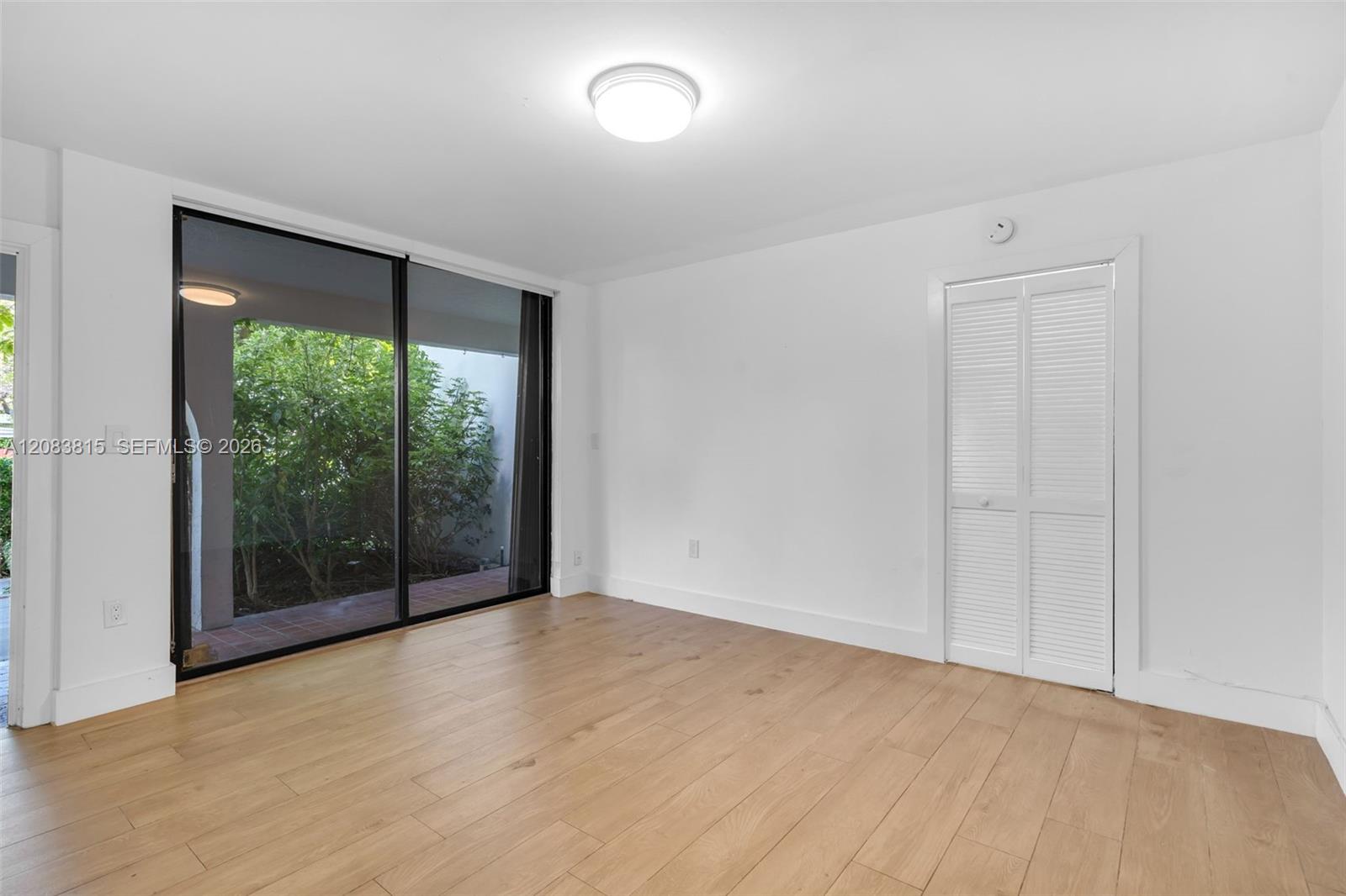 A12083815 Property Photo 13