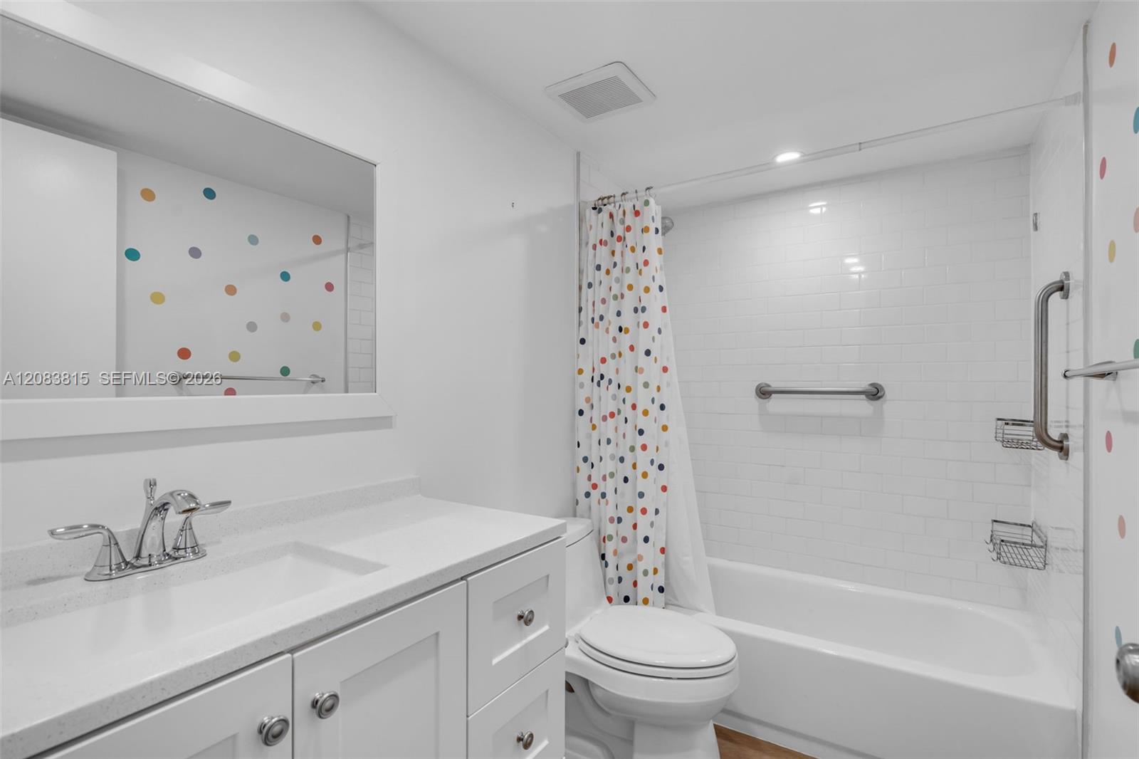A12083815 Property Photo 23