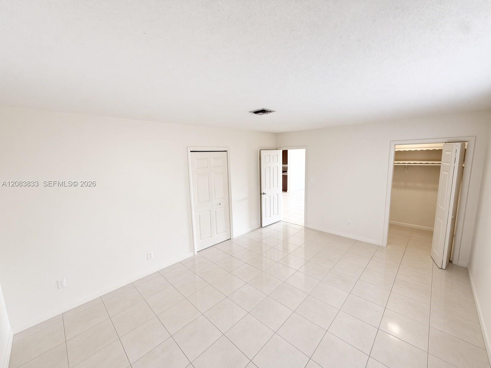 1904 Sw 2nd Street 1908c Property Photo 4