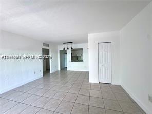 290 Sunrise Drive 301 Property Photo 4
