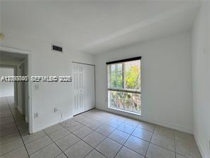 290 Sunrise Drive 301 Property Photo 11