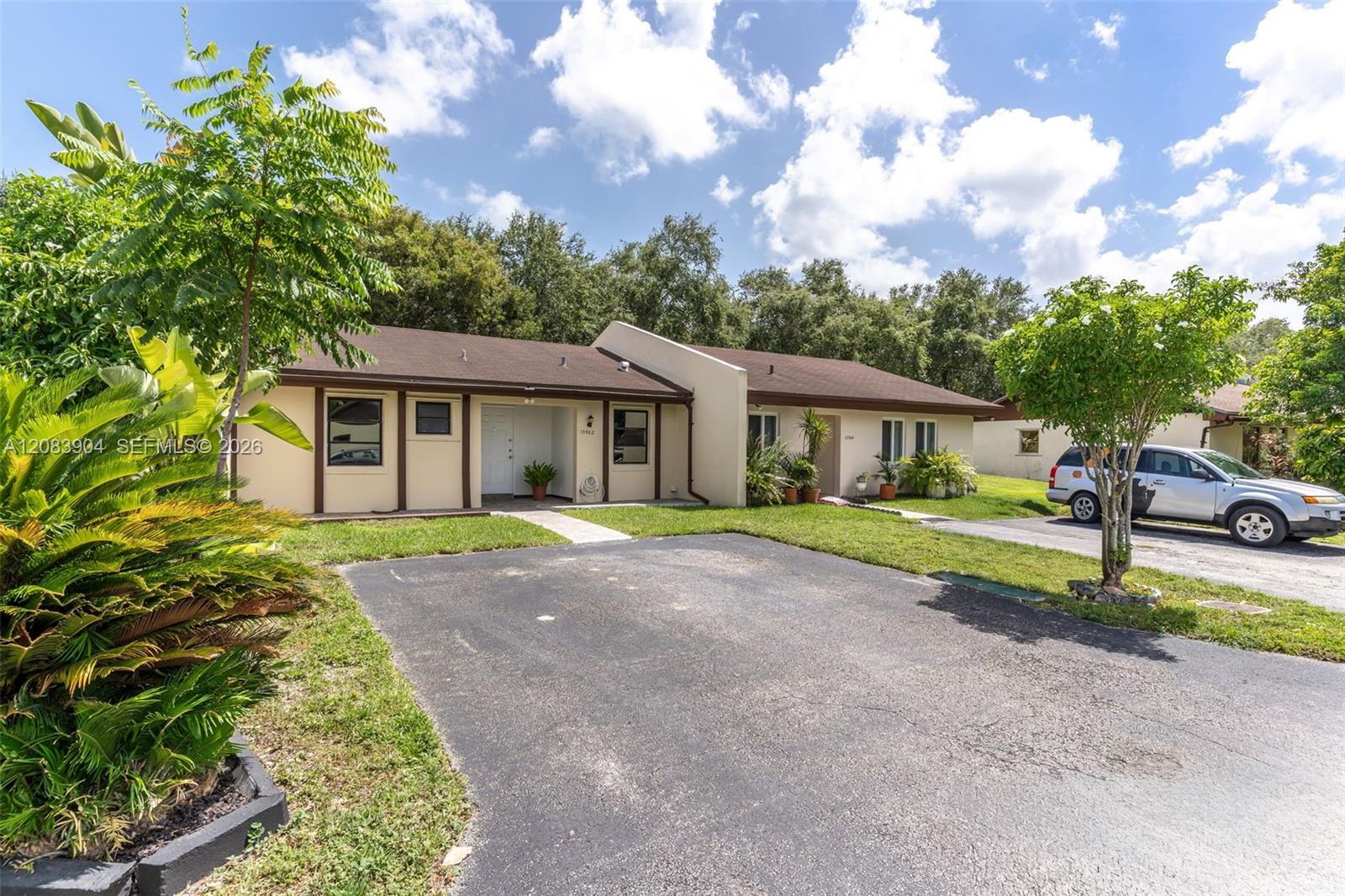 13962 SW 52 Lane