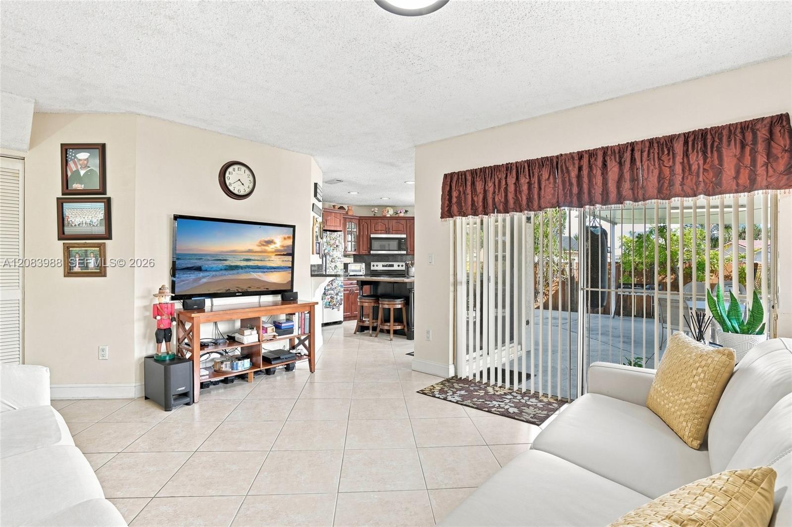 18209 Nw 61st Court Property Photo 10