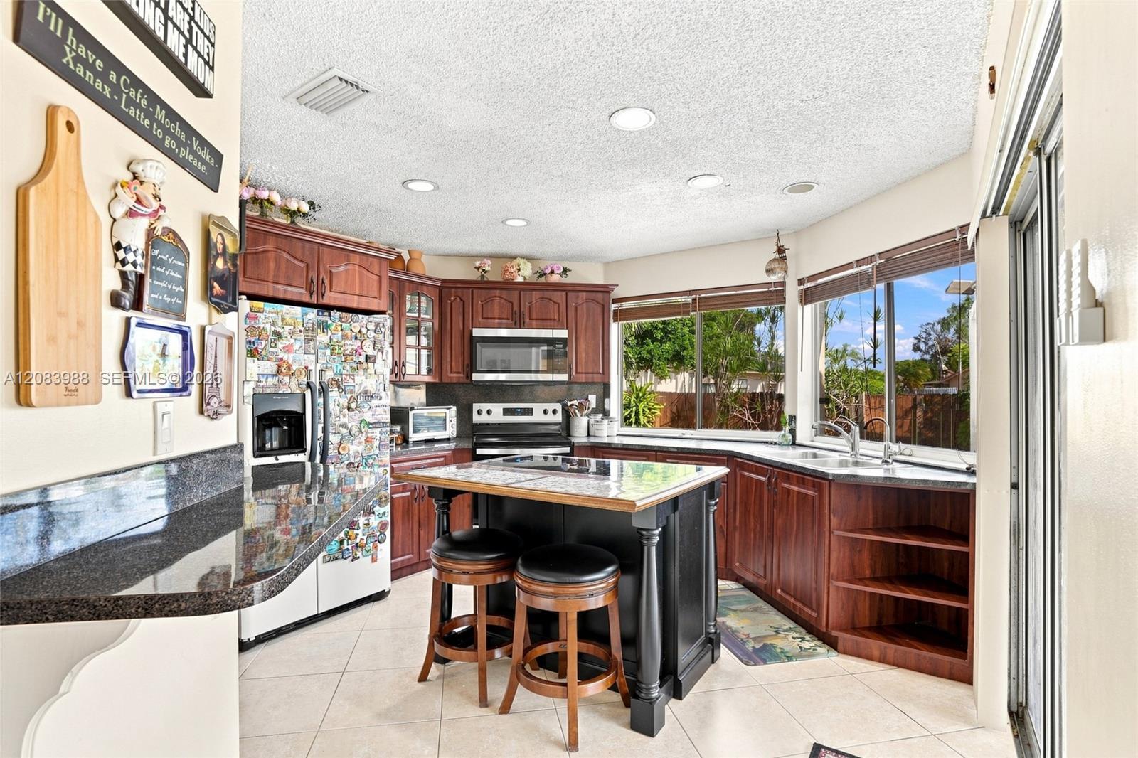 18209 Nw 61st Court Property Photo 12