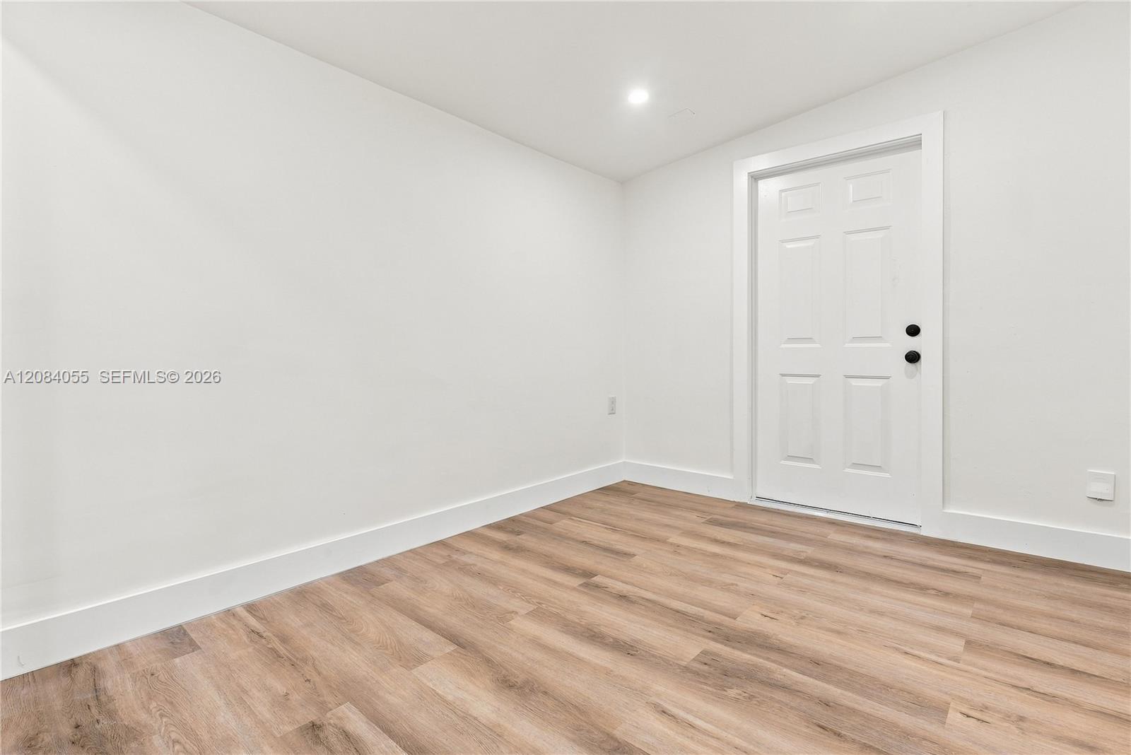 4795 E 8th Court Property Photo 17