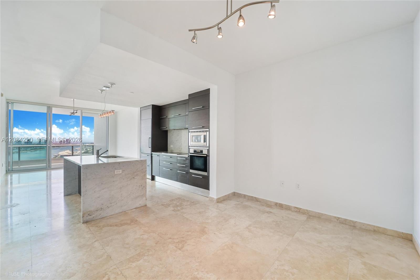 900 Biscayne Boulevard 3007 Property Photo 7