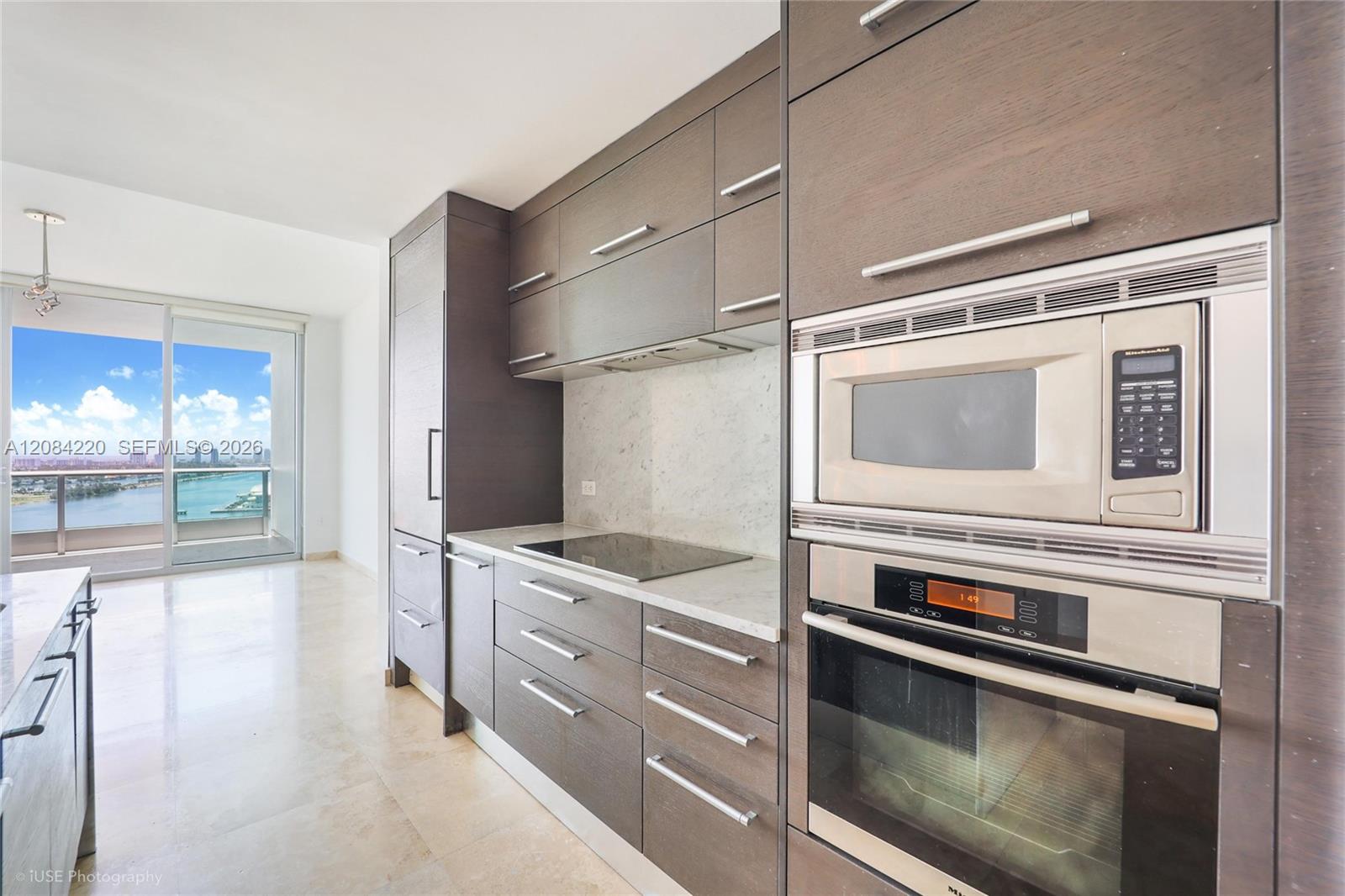900 Biscayne Boulevard 3007 Property Photo 8