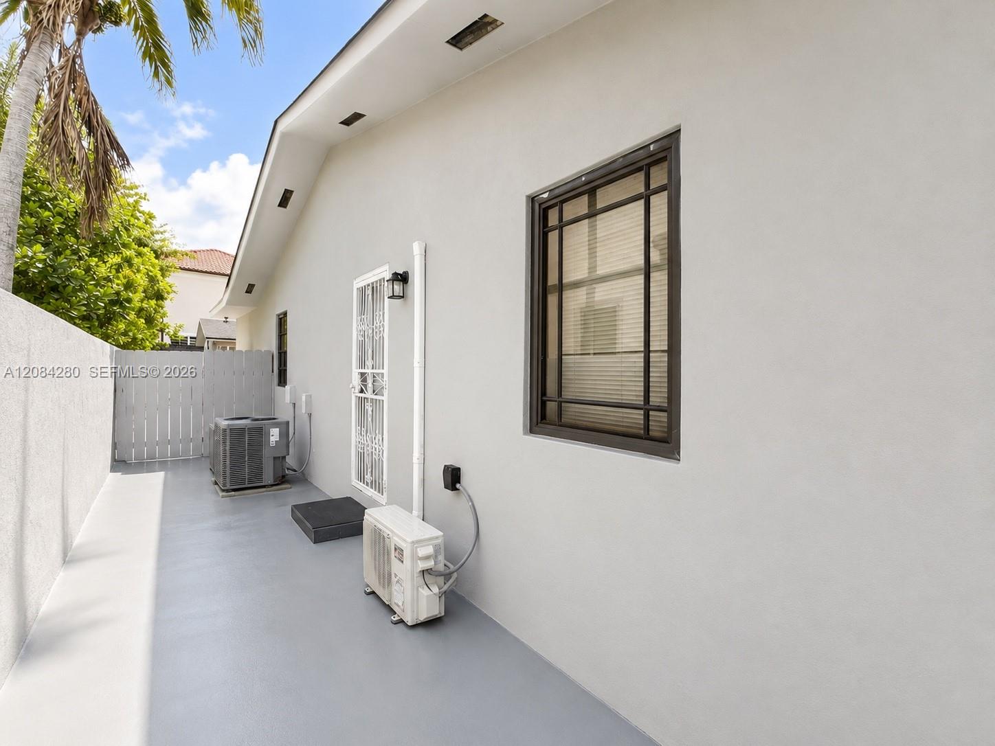 A12084280 Property Photo 7