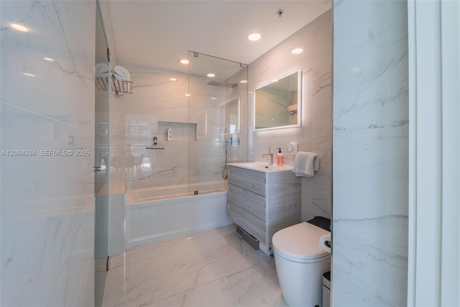 60 Sw 13th Street 4006 Property Photo 12