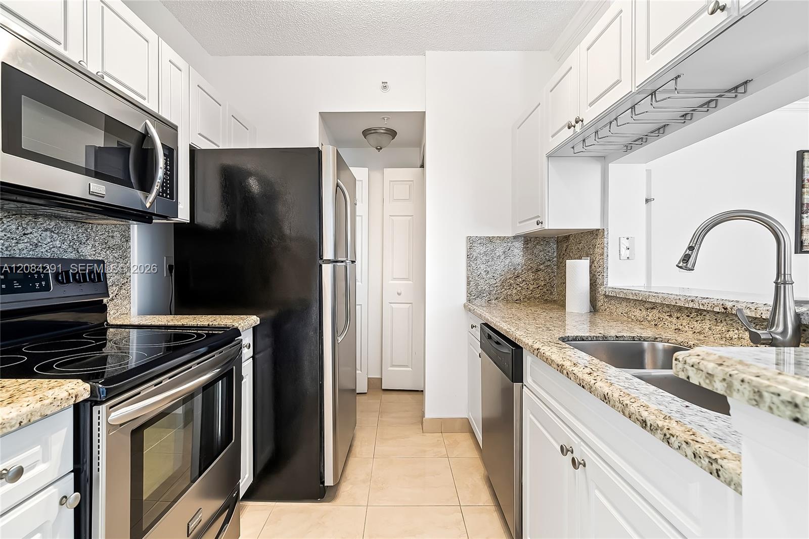 17150 N Bay Road 2618 Property Photo 1