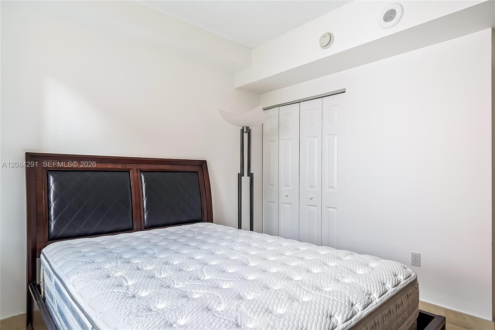 17150 N Bay Road 2618 Property Photo 22