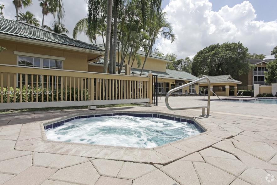 A12084310 Property Photo 3