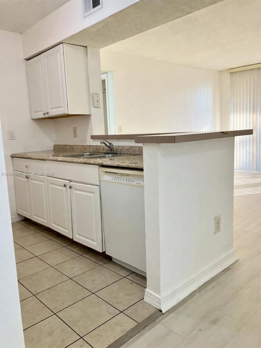 A12084310 Property Photo 14