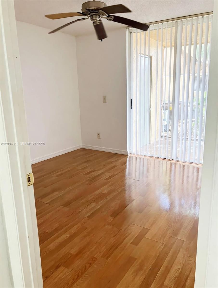 A12084310 Property Photo 16