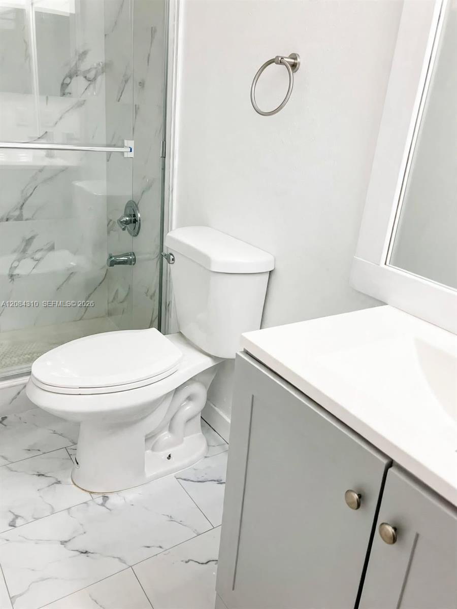 A12084310 Property Photo 17