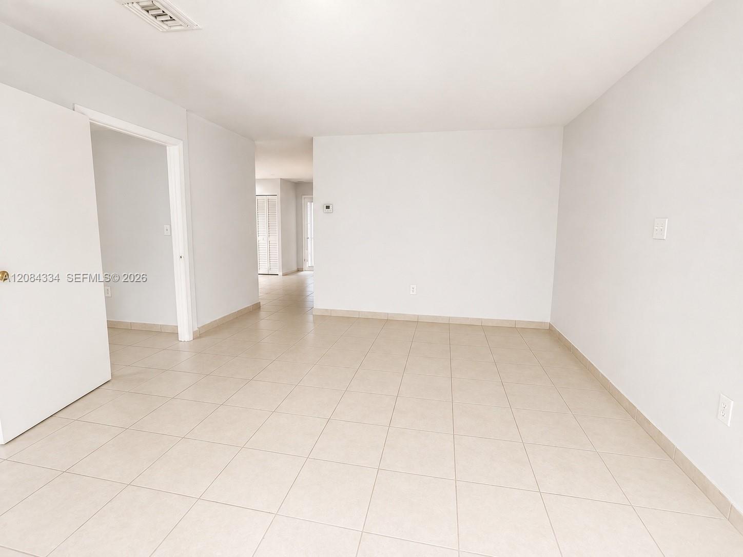 A12084334 Property Photo 3