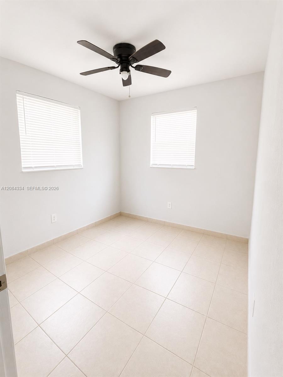 A12084334 Property Photo 4