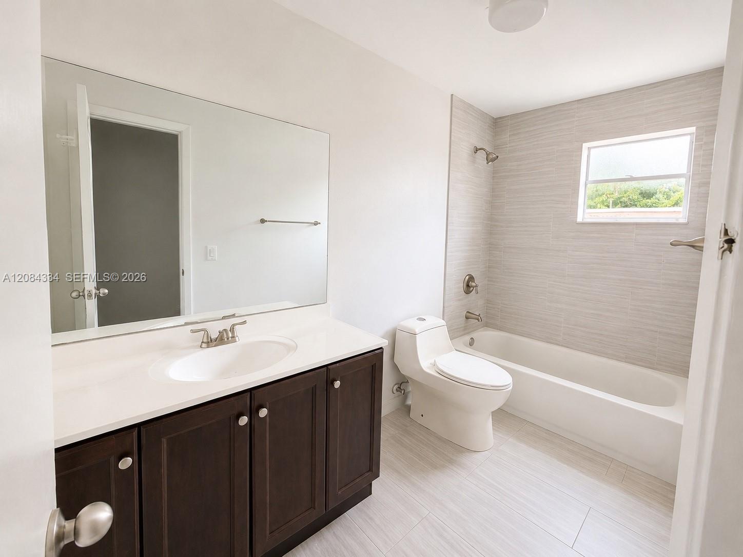 A12084334 Property Photo 5