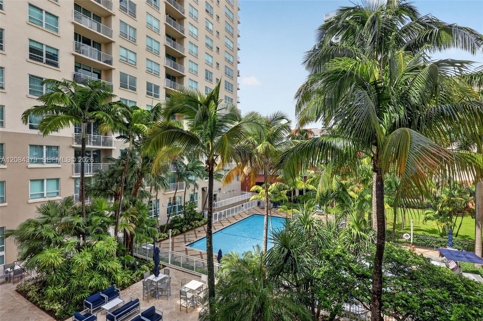 2000 N Bayshore Drive 317 Property Photo 2