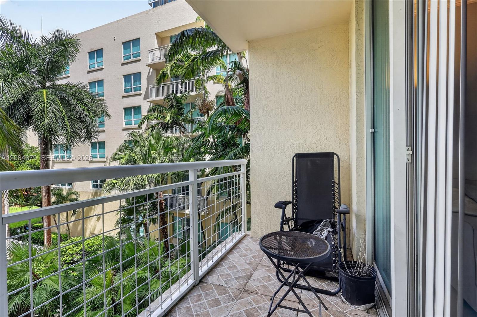 2000 N Bayshore Drive 317 Property Photo 11