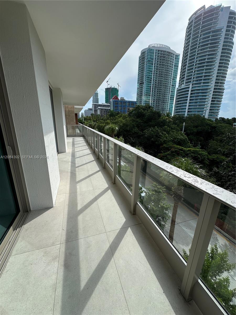 2200 Brickell Avenue 313 Property Photo 8