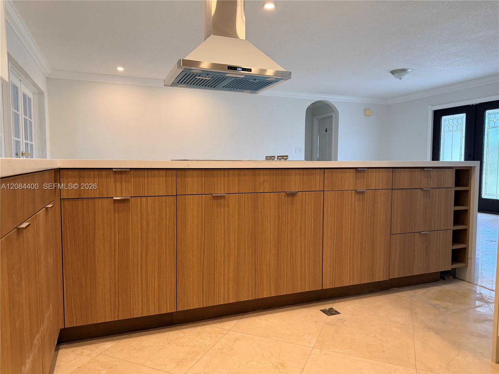 A12084400 Property Photo 7