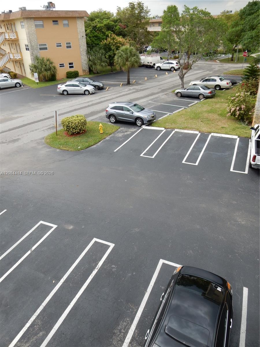 5051 W Oakland Park Boulevard 302 Property Photo 23