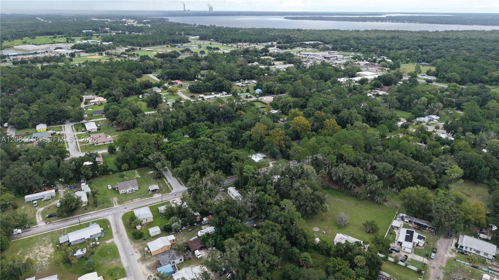 221 W Palmetto Street Property Photo 8