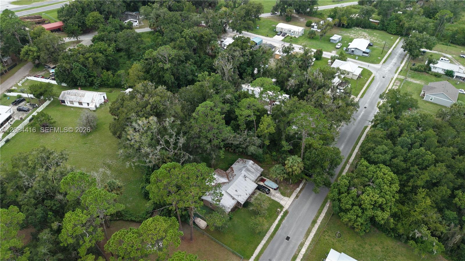 221 W Palmetto Street Property Photo 23