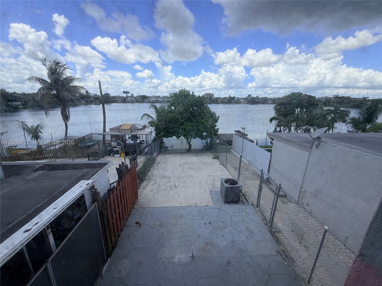 7006 W 17th Court
