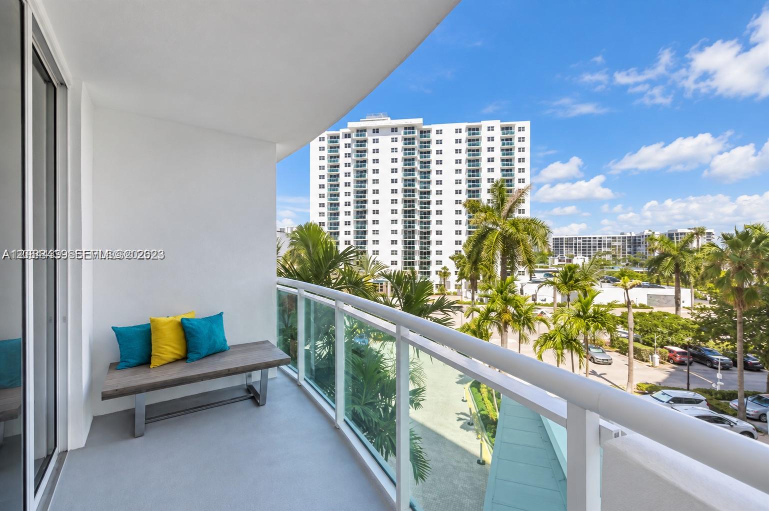 3001 S Ocean Drive 433 Property Photo 1