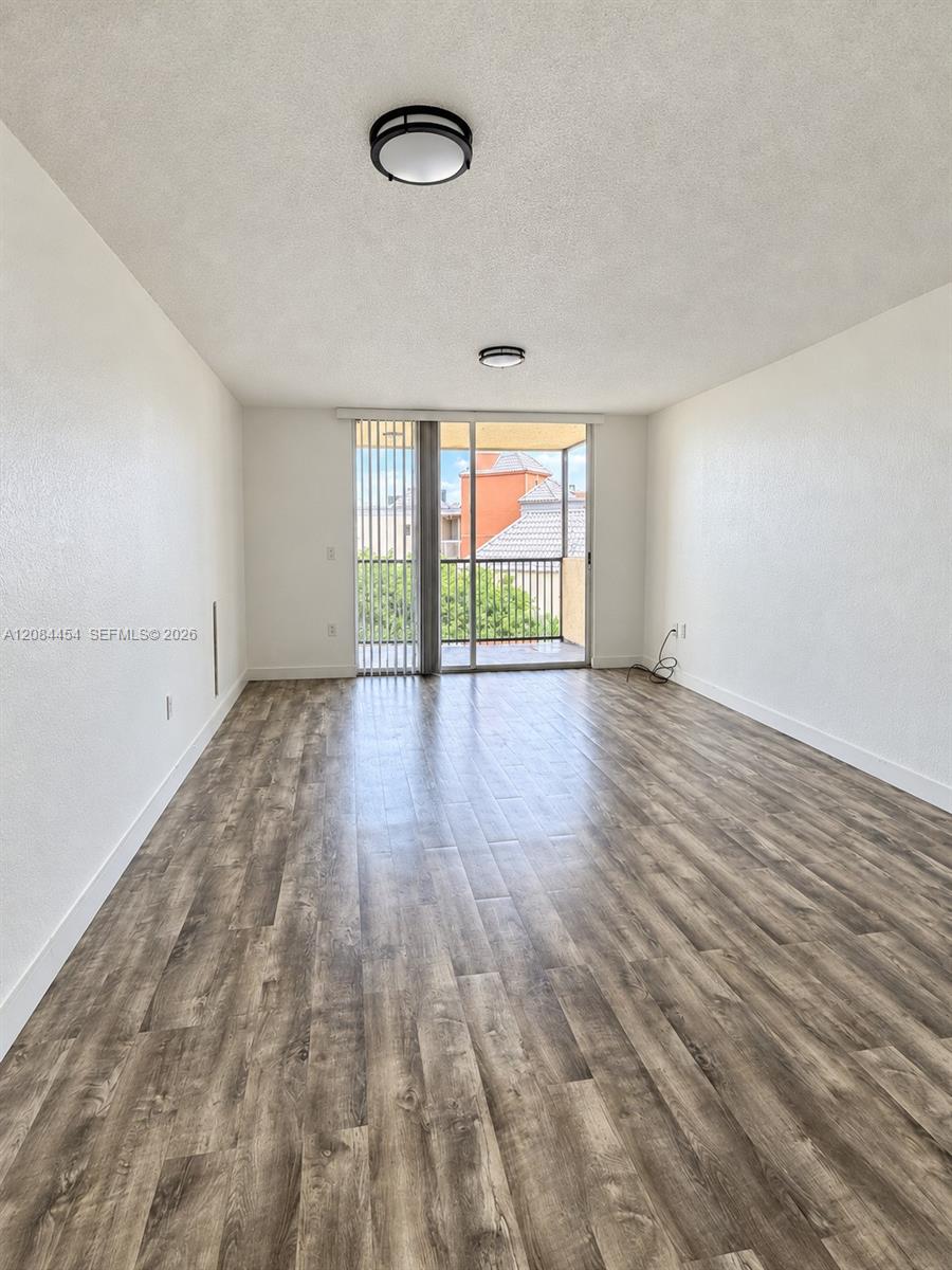 A12084454 Property Photo 11