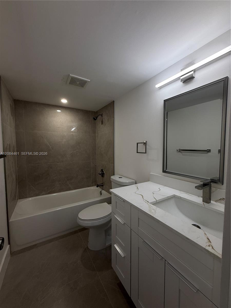 1005 S Flagler Avenue 810 Property Photo 9