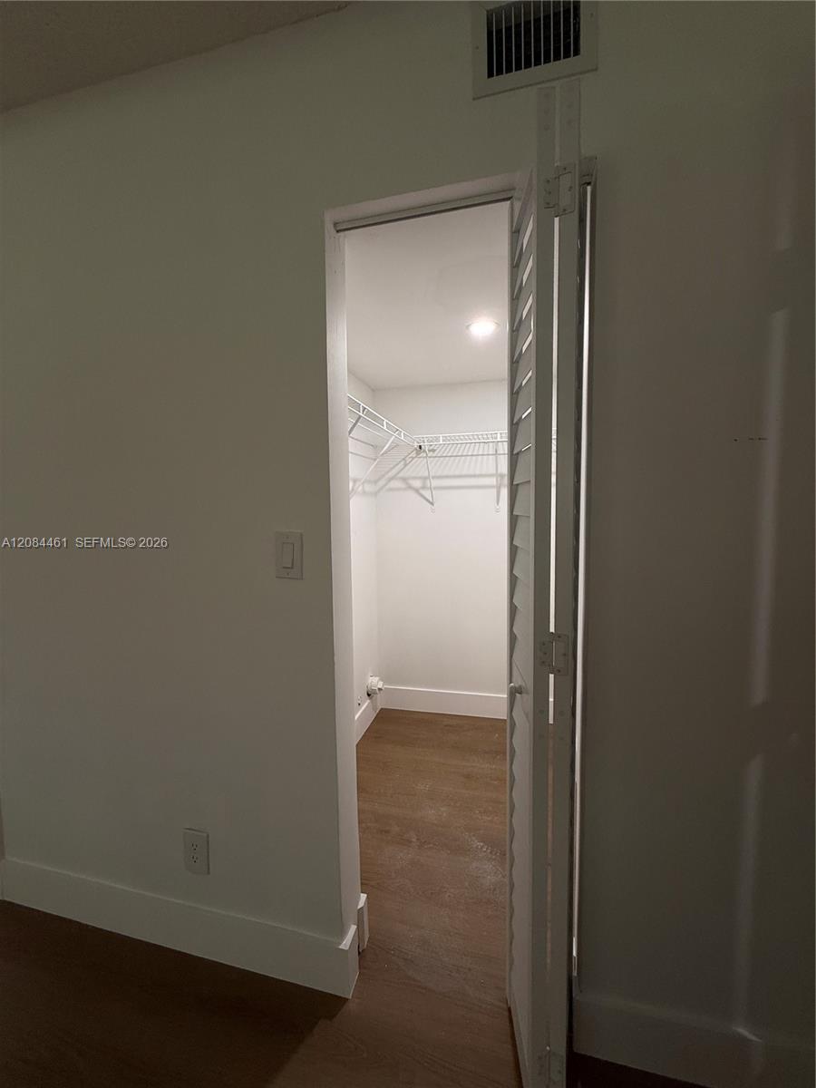 1005 S Flagler Avenue 810 Property Photo 20