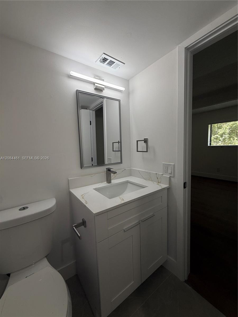 1005 S Flagler Avenue 810 Property Photo 24