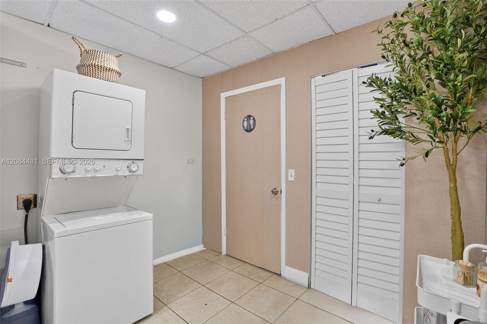 A12084481 Property Photo 9