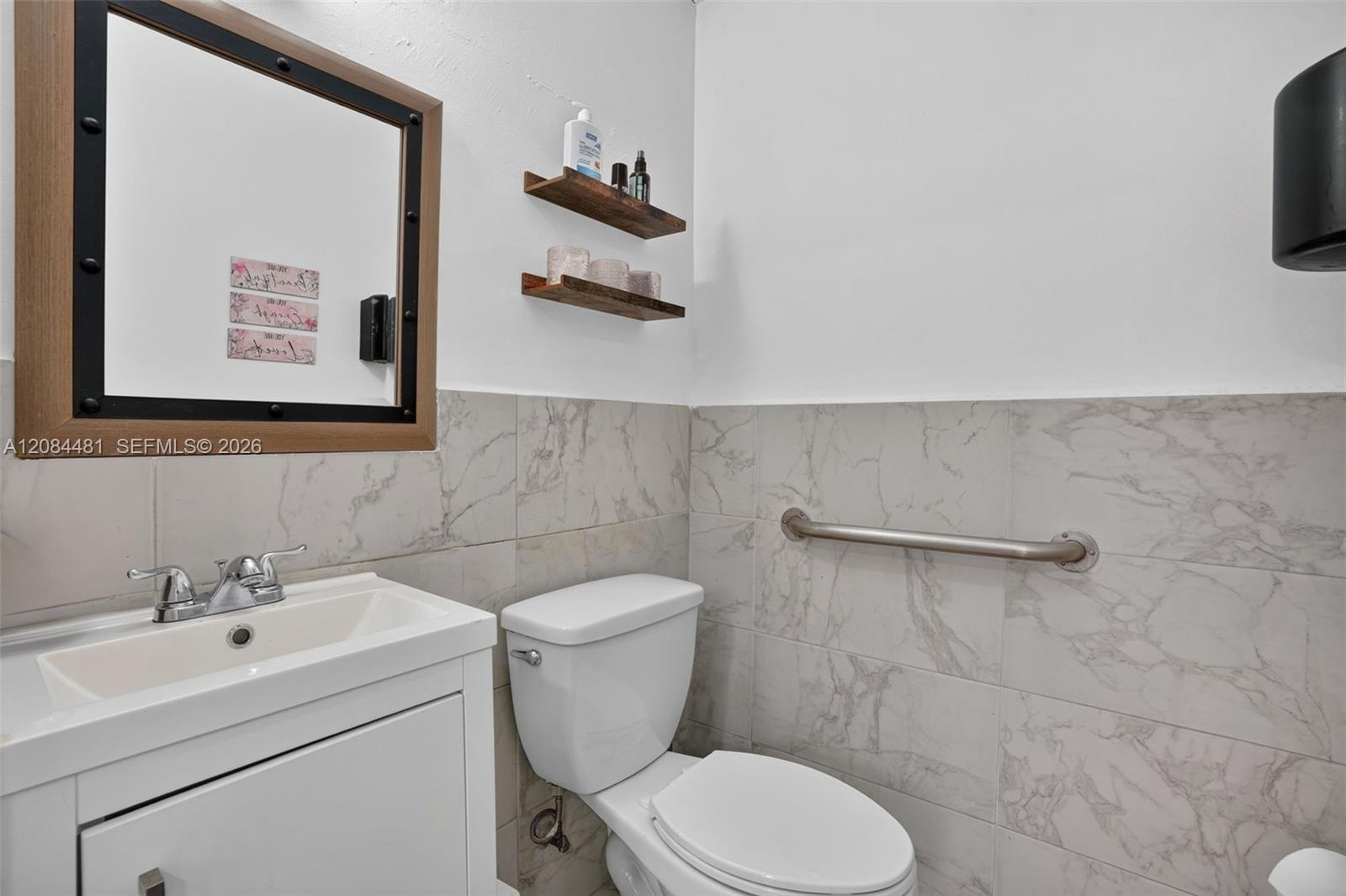 A12084481 Property Photo 10