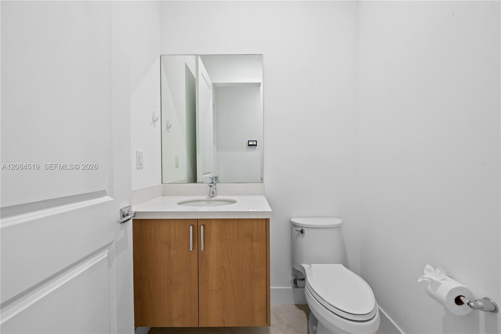 4402 Nw 81st Avenue Property Photo 6
