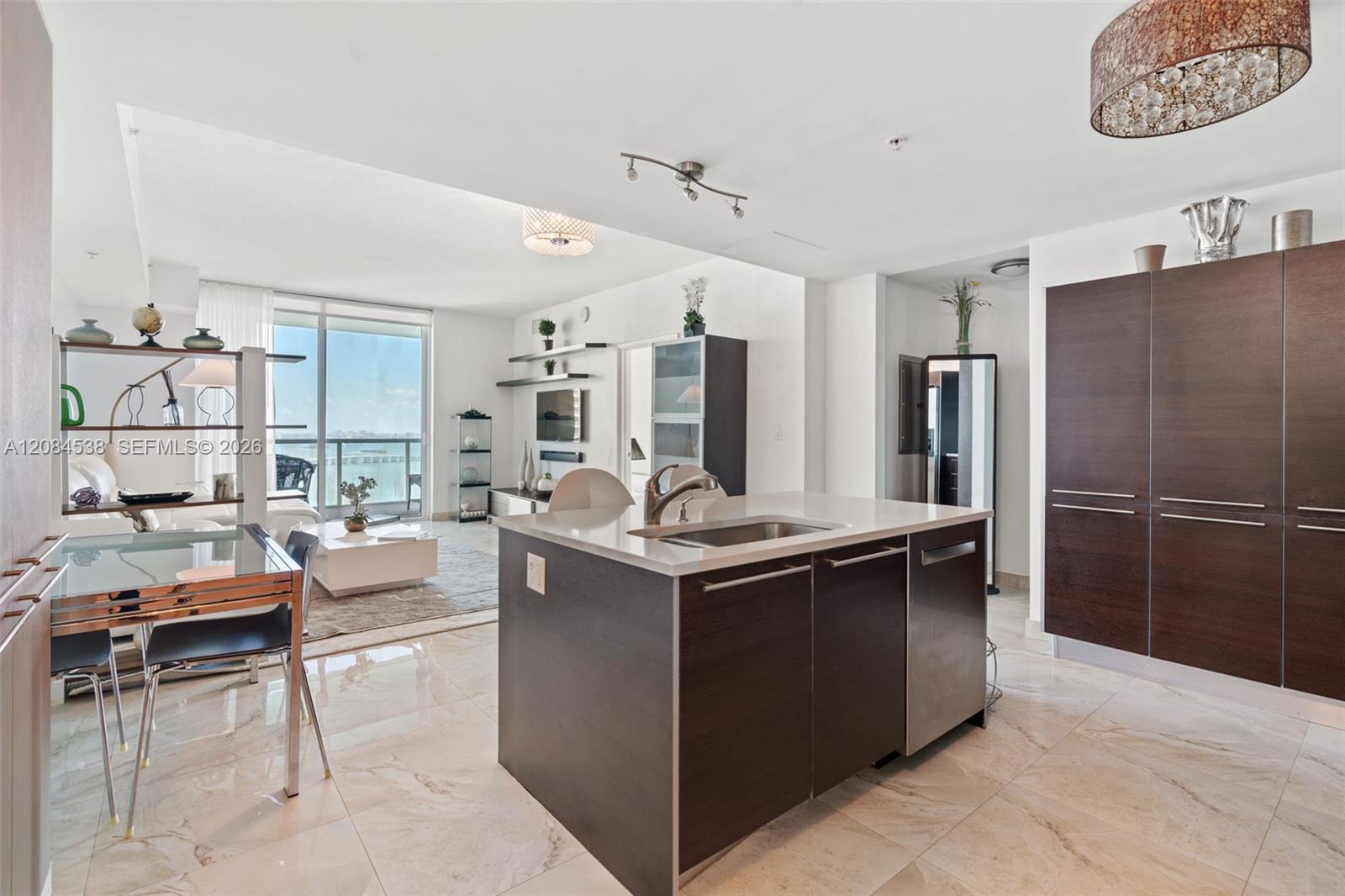 1900 N Bayshore Drive 3315 Property Photo 8