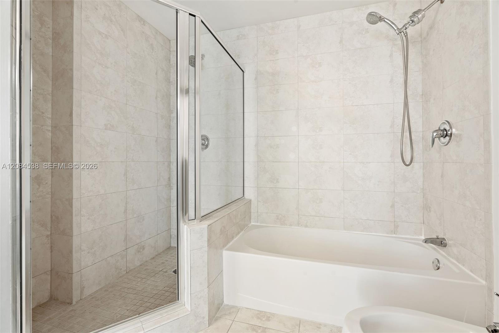 1900 N Bayshore Drive 3315 Property Photo 19