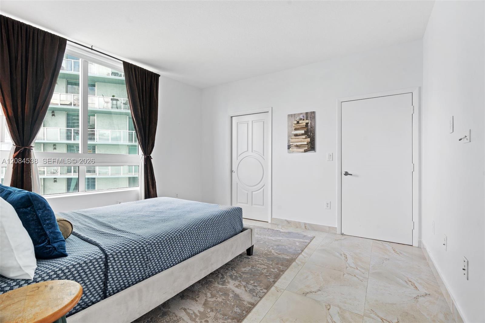 1900 N Bayshore Drive 3315 Property Photo 21