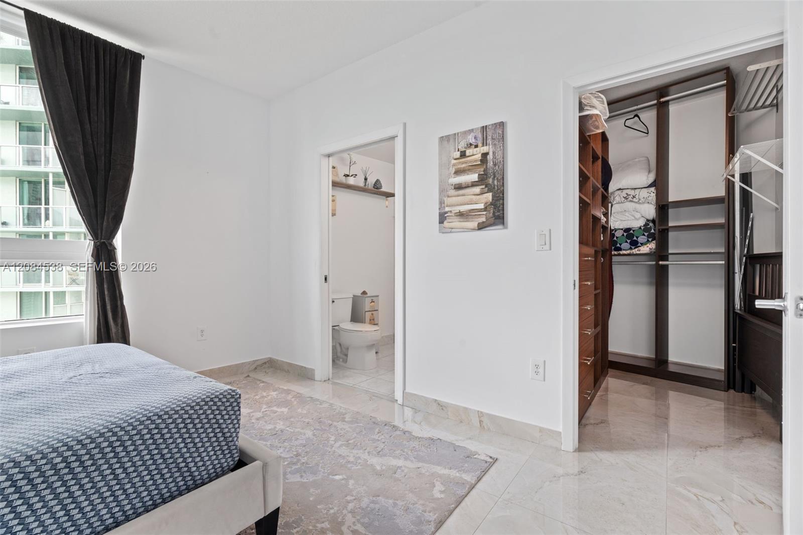 1900 N Bayshore Drive 3315 Property Photo 23