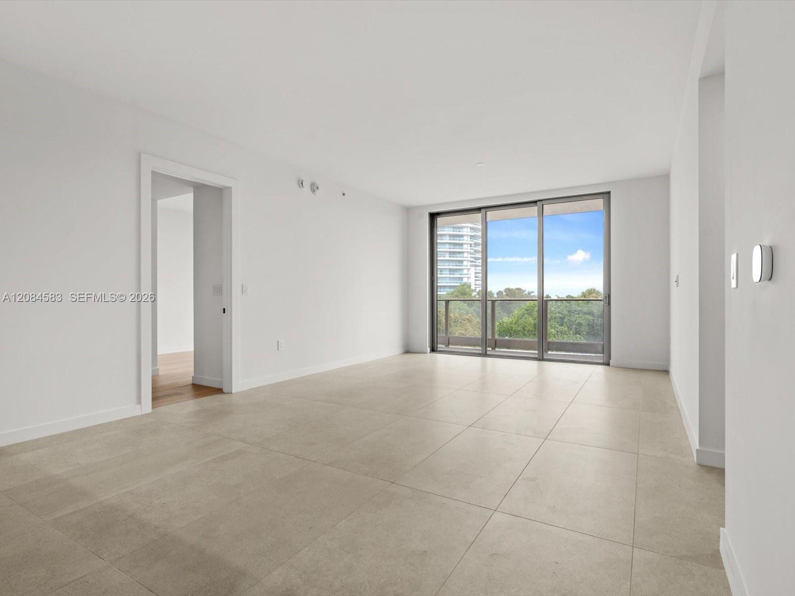 2200 Brickell Avenue 402 Property Photo 4