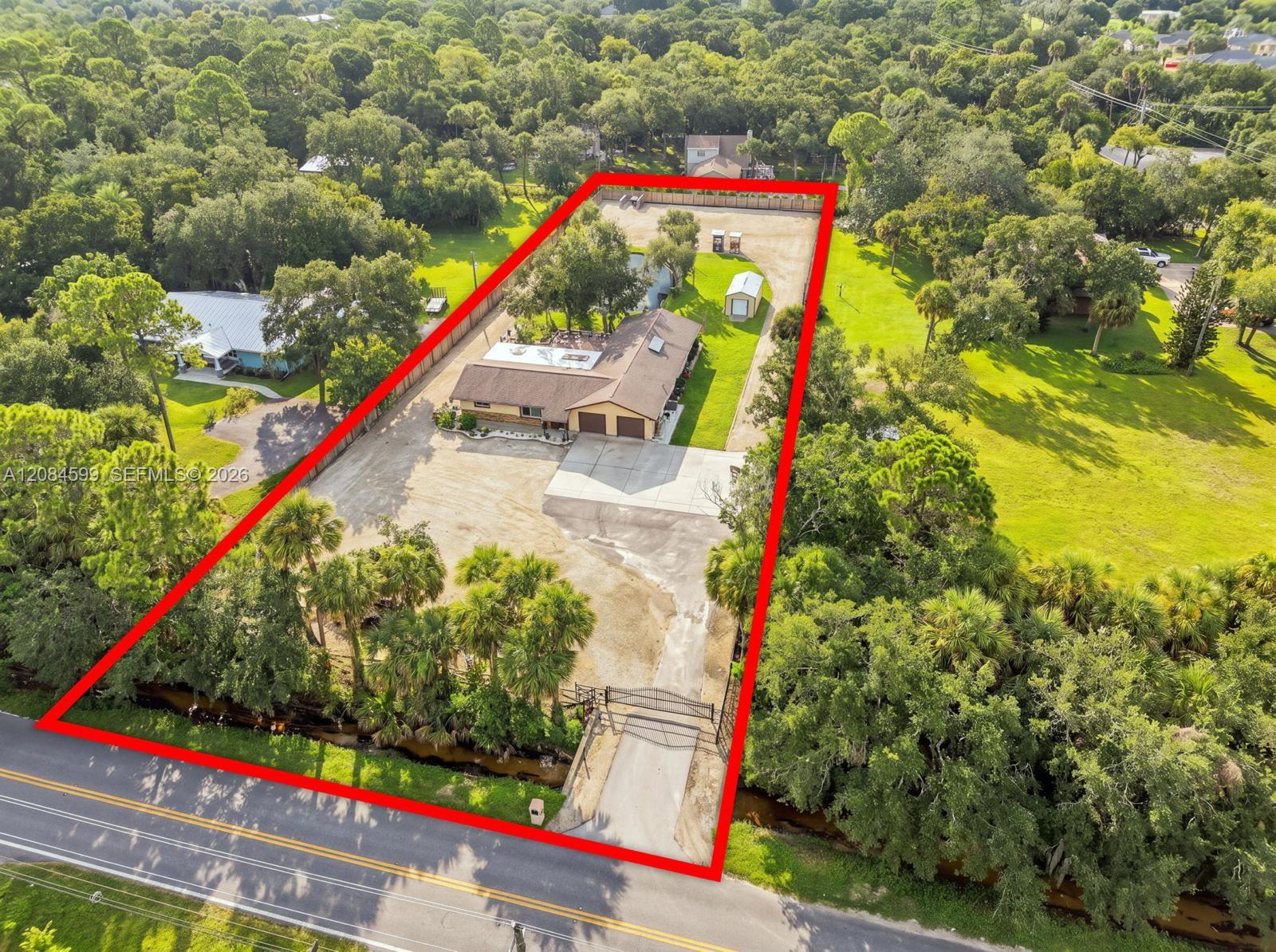 1575 Harlock Road Property Photo 3
