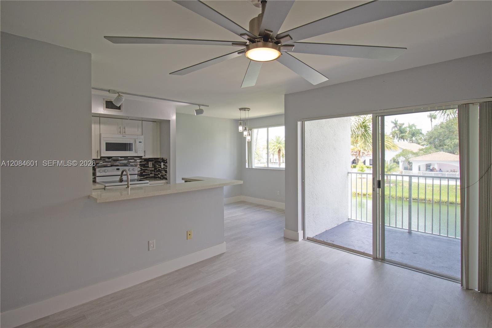A12084601 Property Photo 2
