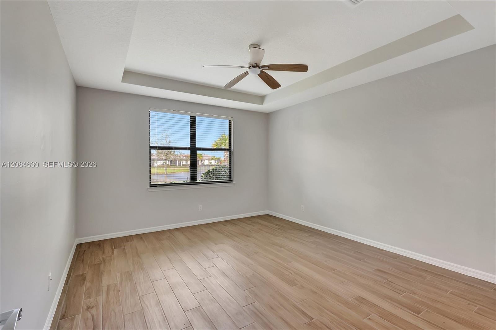 727 Se Boboli Way Property Photo 10
