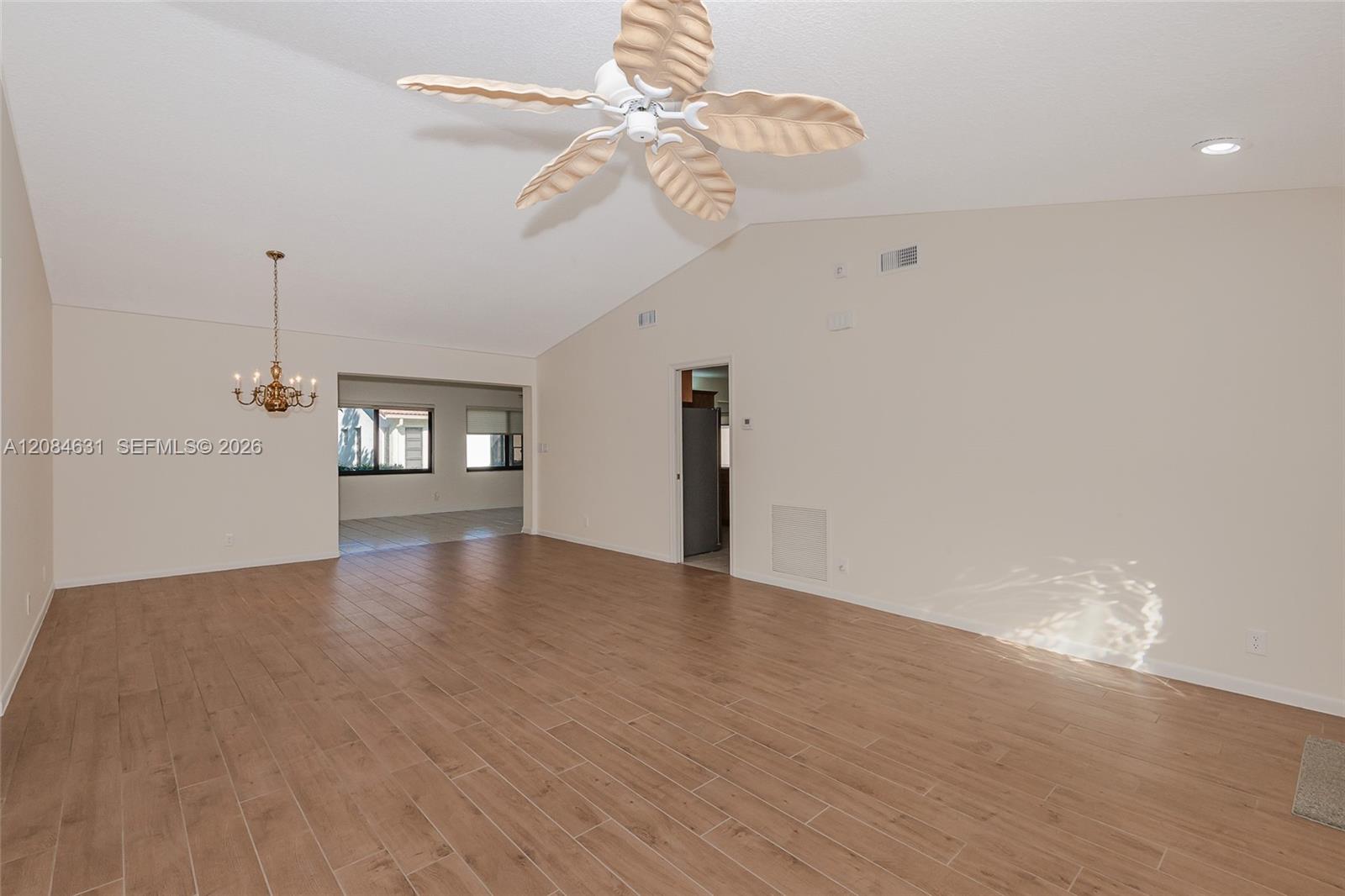 7905 Cloverfield Property Photo 7