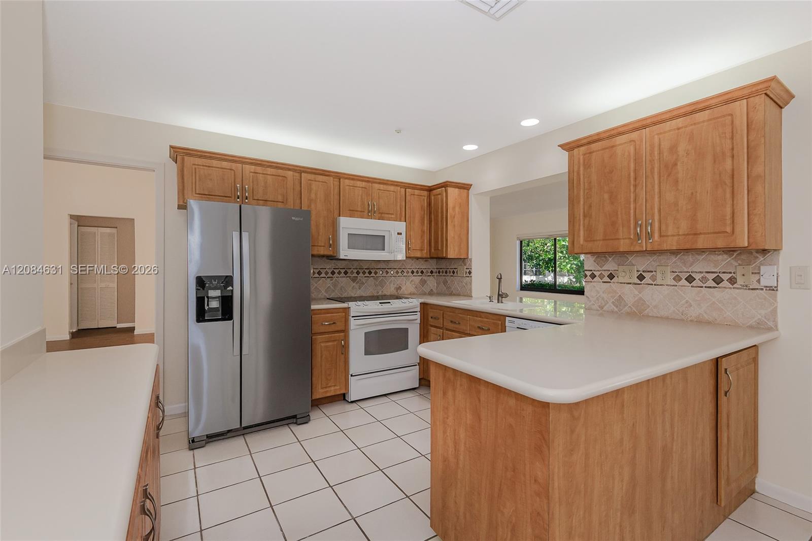 7905 Cloverfield Property Photo 9