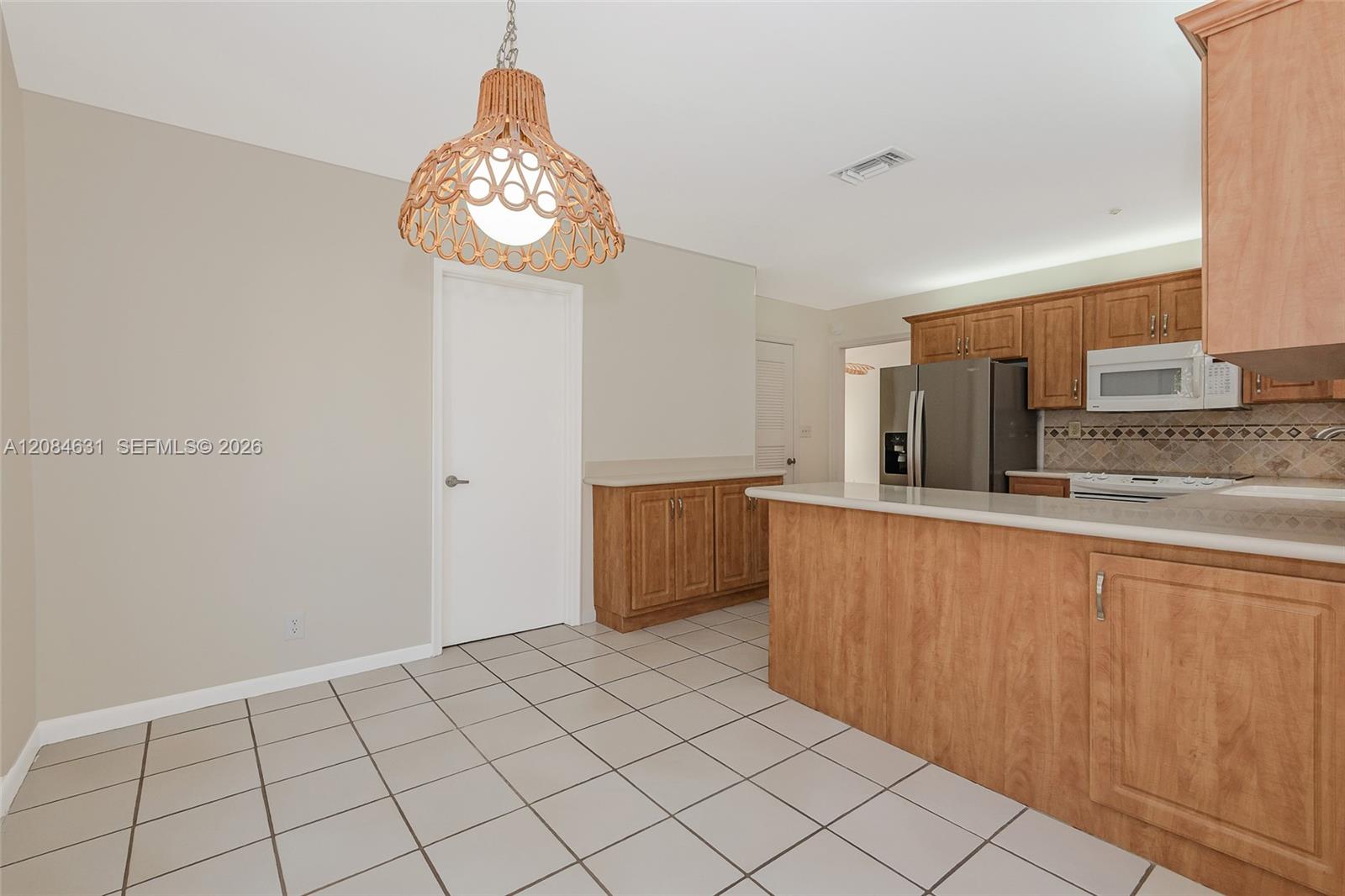 7905 Cloverfield Property Photo 13