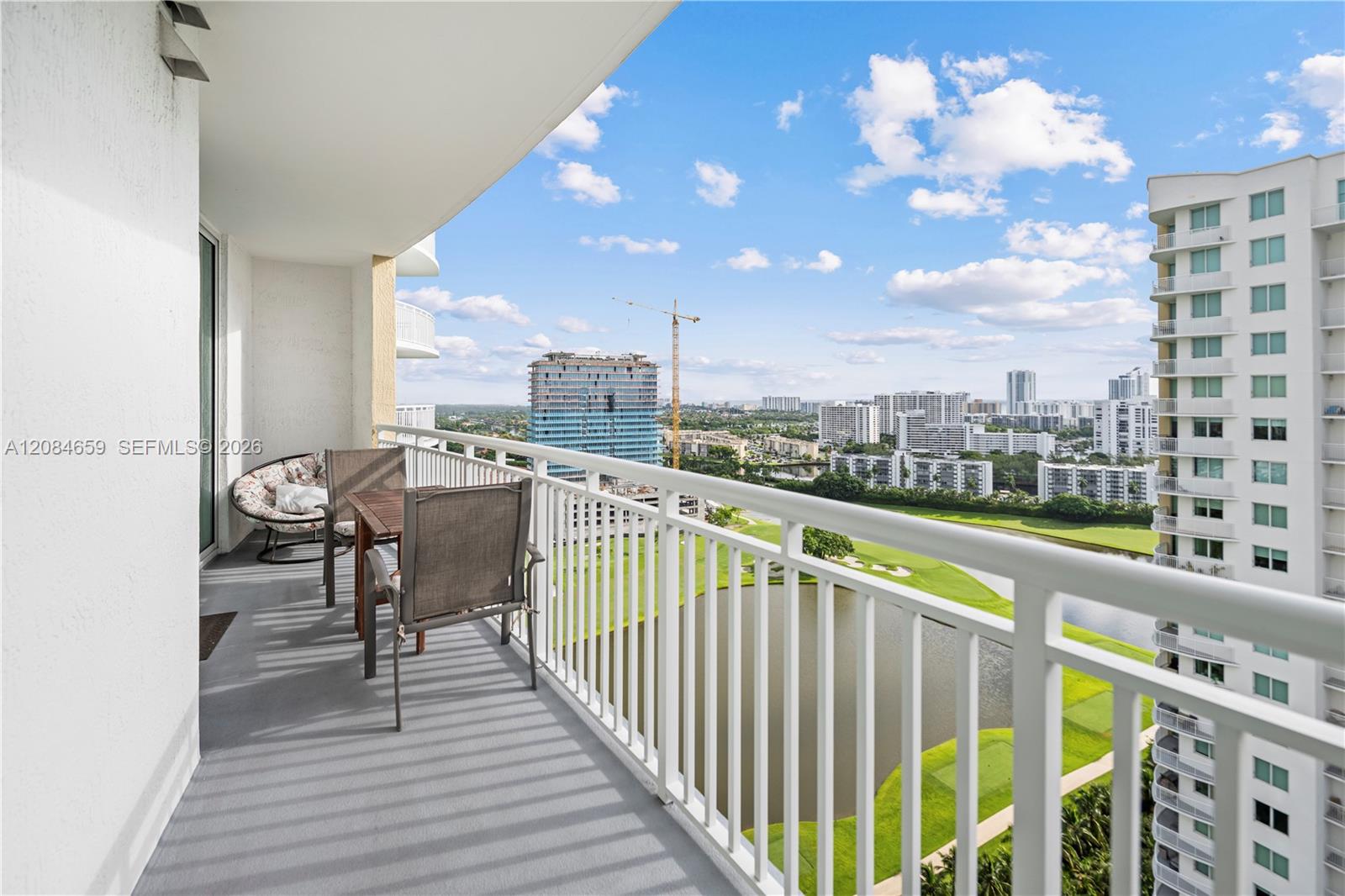 1745 E Hallandale Beach Boulevard 2204w Property Photo 3